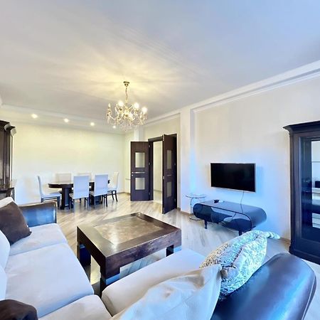 Villa In تبليسي المظهر الخارجي الصورة